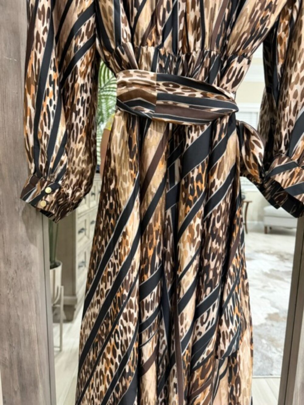 New York & Company Leopard Print Faux Wrap w/ POCKETS XXL | EUC - Picture 8 of 15
